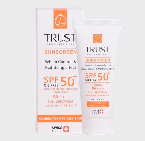 کرم ضد آفتاب و کنترل چربی (پوست مختلط تا چرب) (فاقد رنگ)